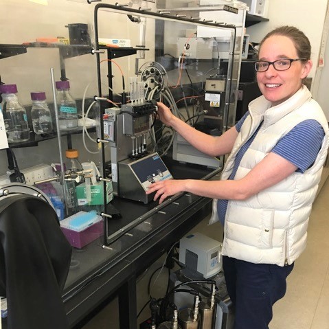 Dr. Kirsten Wolthers working in a laboratory.