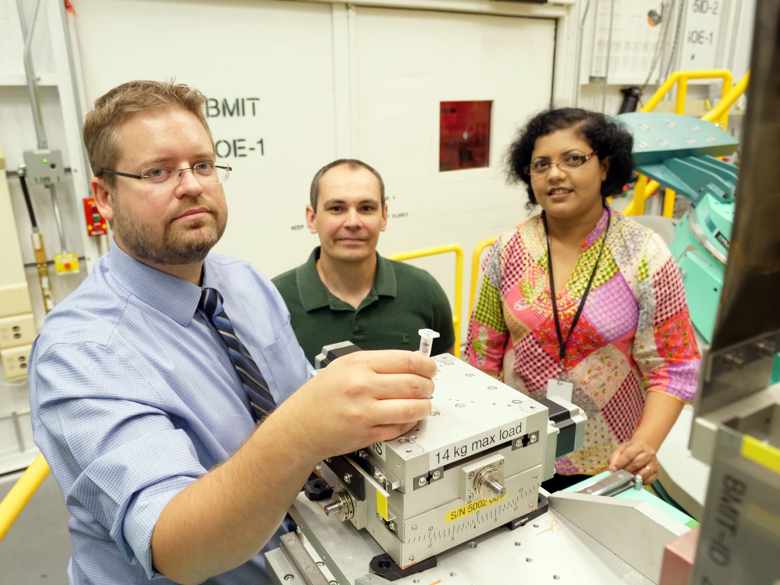 (Left to right) David Cooper (U of S), Brian Bewer (CLS), and Sanjukta Choudhury (U of S) at the CLS.