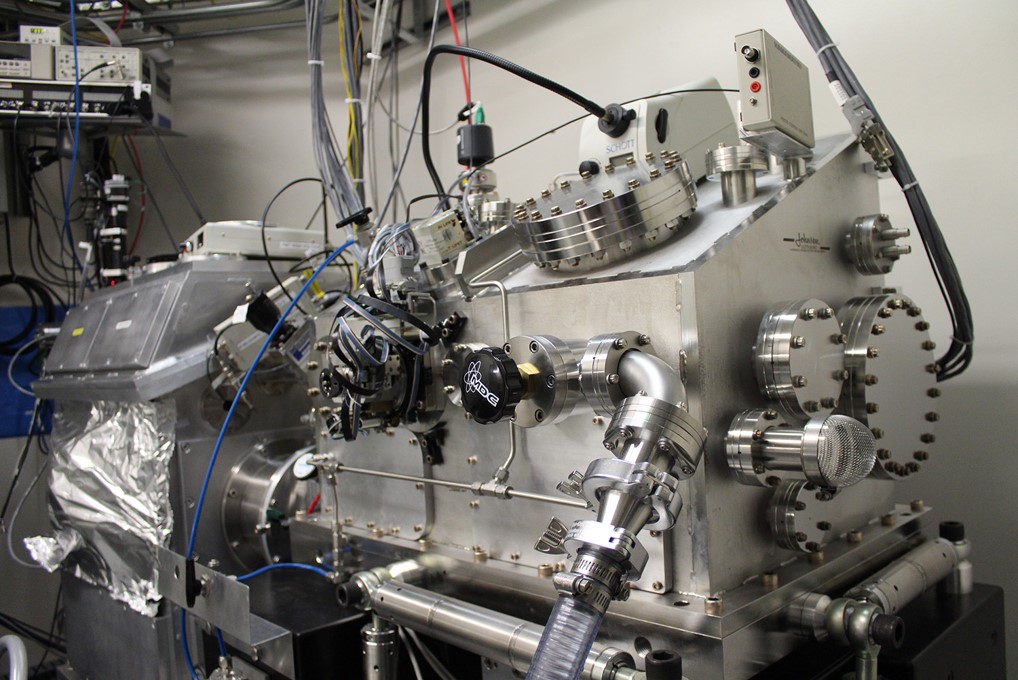 The SM beamline at the CLS that the team used for scanning transmission X-ray microscopic analyses.