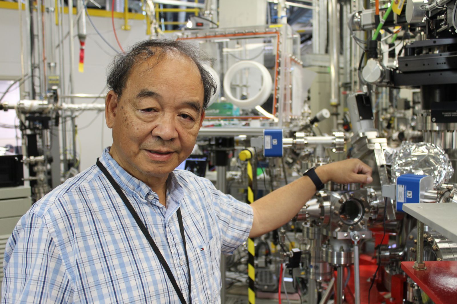 TK Sham, a Professor of Chemistry at Western University, using beamlines at the CLS.